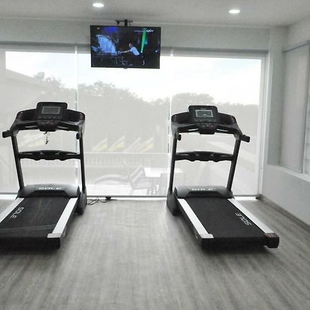 Mulia Hotel Bandar Seri Begawan Esterno foto