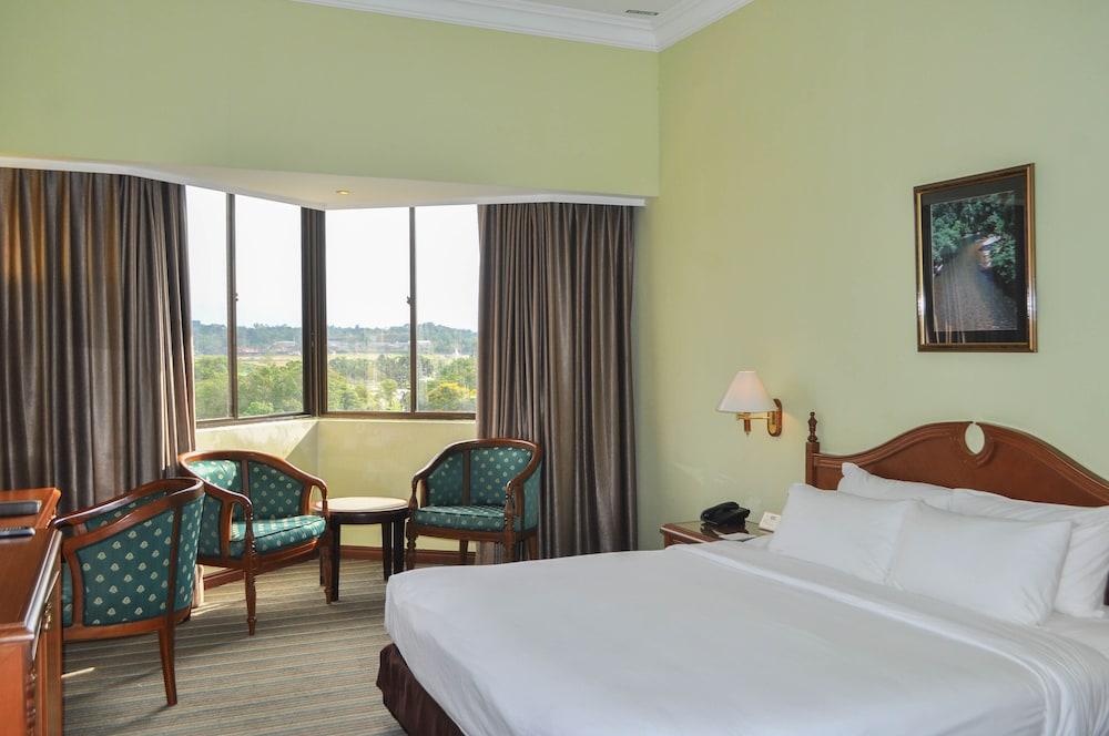 Mulia Hotel Bandar Seri Begawan Esterno foto