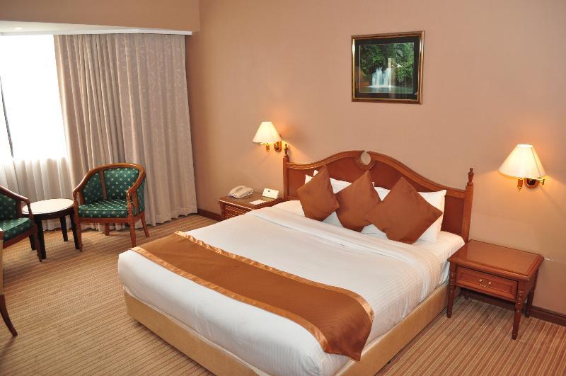 Mulia Hotel Bandar Seri Begawan Esterno foto